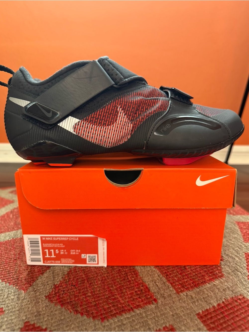 Nike Superrep Cycle Velcro Adjustable Soft Shoes Womens 11.5 US Black and Red